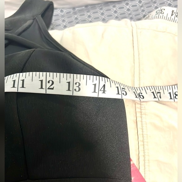 NWT Emerald Sundae, Black, Heavier,Cut-Out w/Mesh Panels, Stretch, Size Large - Picture 14 of 16